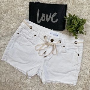 🎉HP🎉 Loft Jean Shorts 💗 White